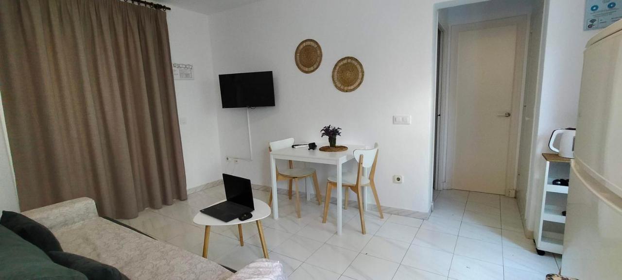 Apartaments California Cala'N Blanes  Esterno foto