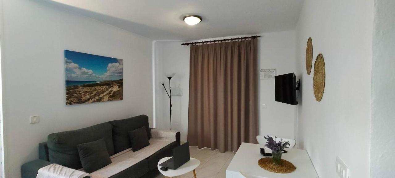 Apartaments California Cala'N Blanes  Esterno foto