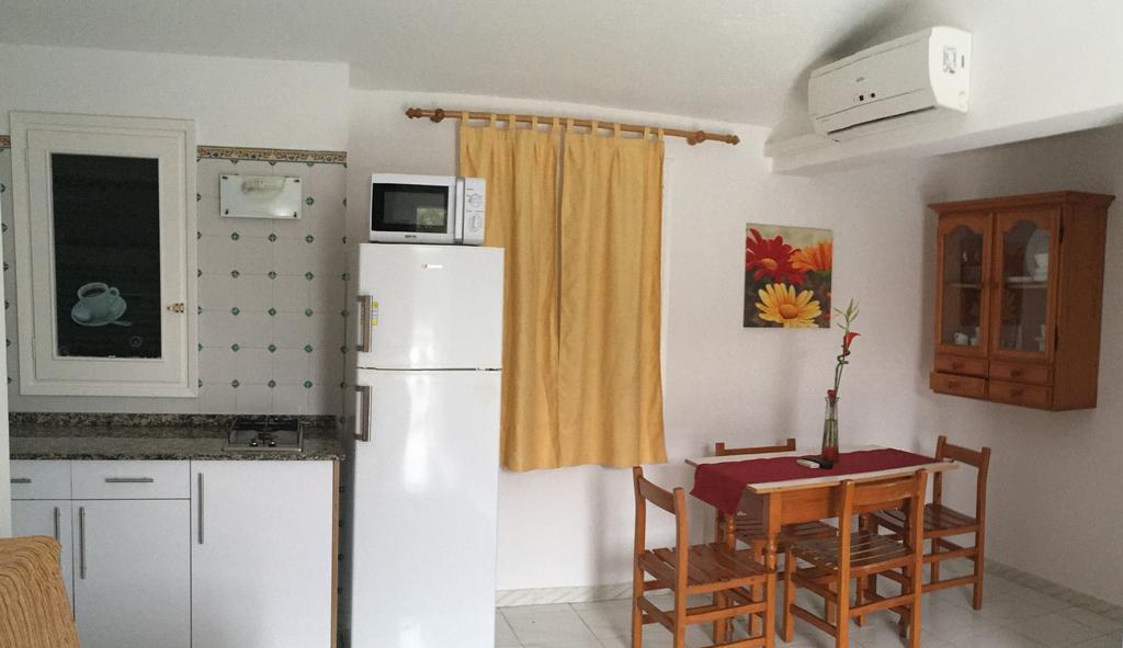 Apartaments California Cala'N Blanes  Camera foto