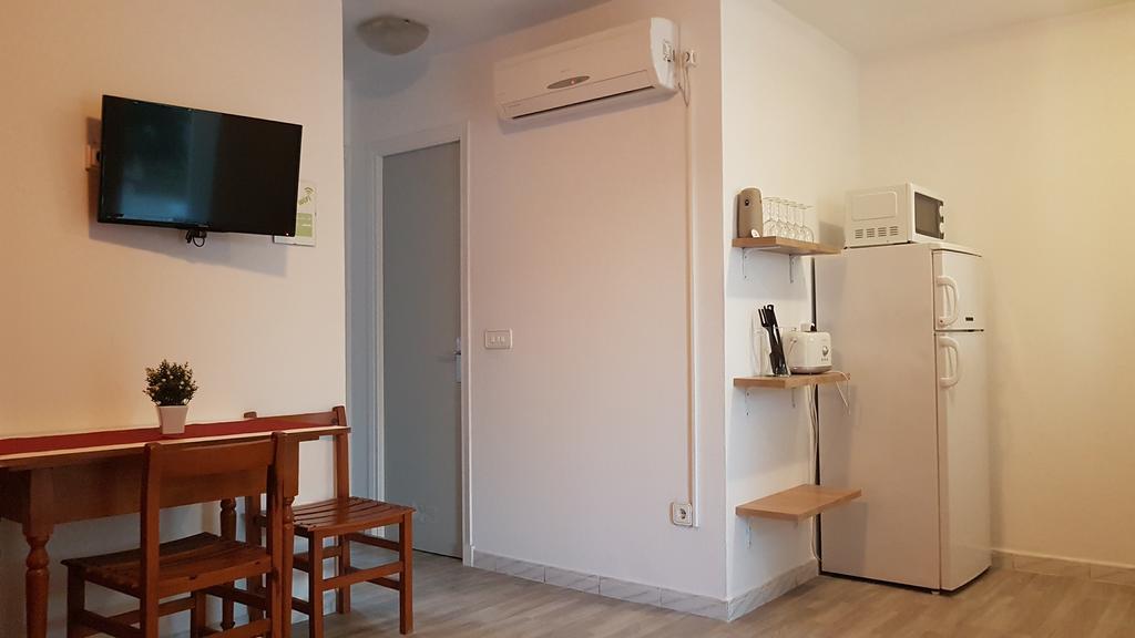 Apartaments California Cala'N Blanes  Esterno foto