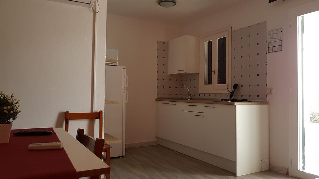 Apartaments California Cala'N Blanes  Esterno foto